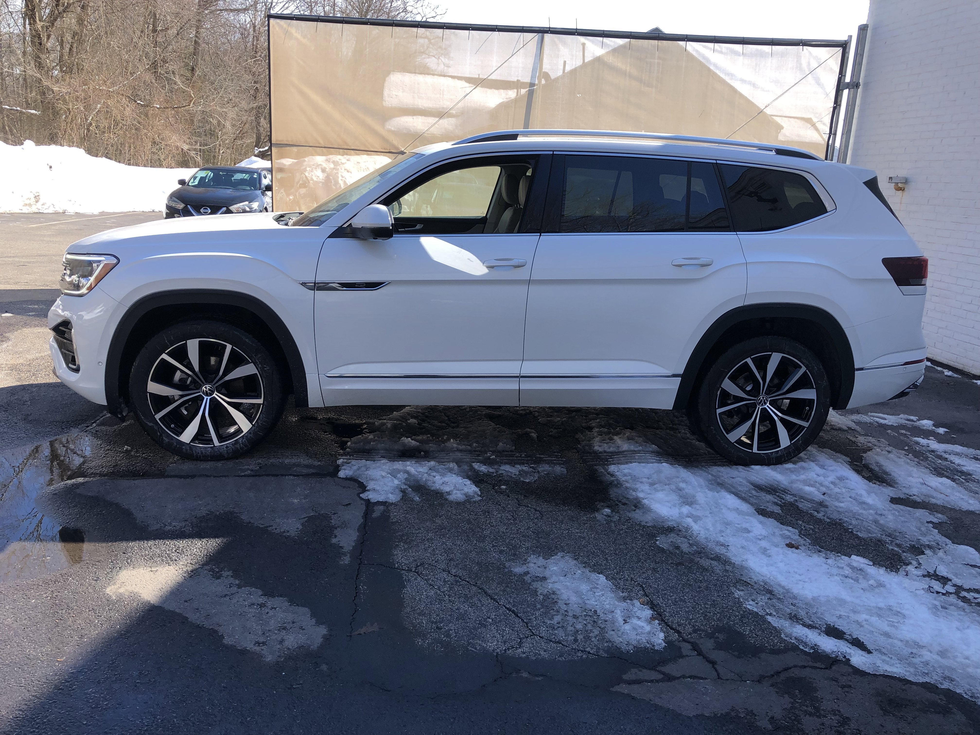 2026 Volkswagen Atlas 2.0T SEL Premium R-Line