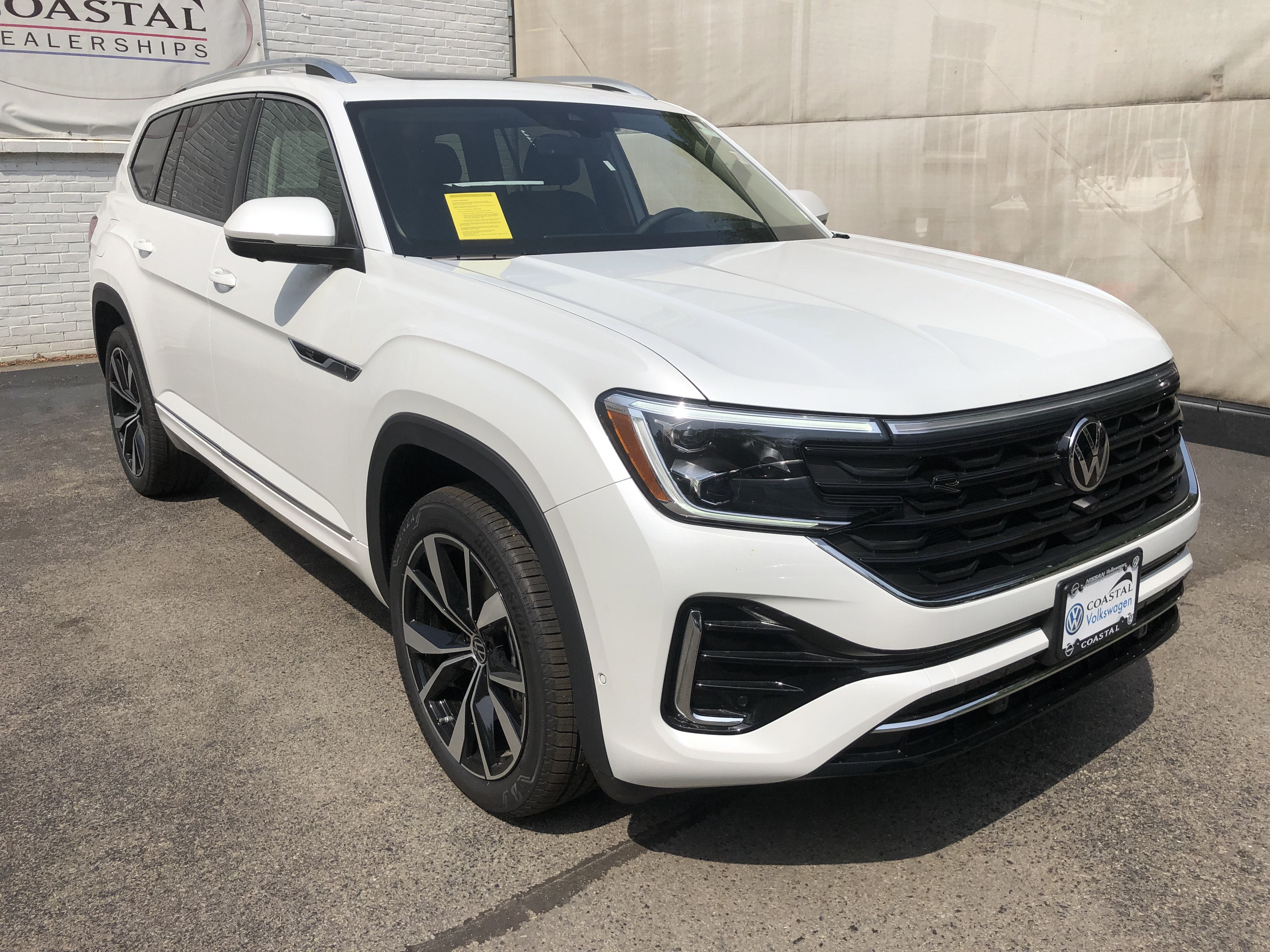 2026 Volkswagen Atlas 2.0T SEL Premium R-Line