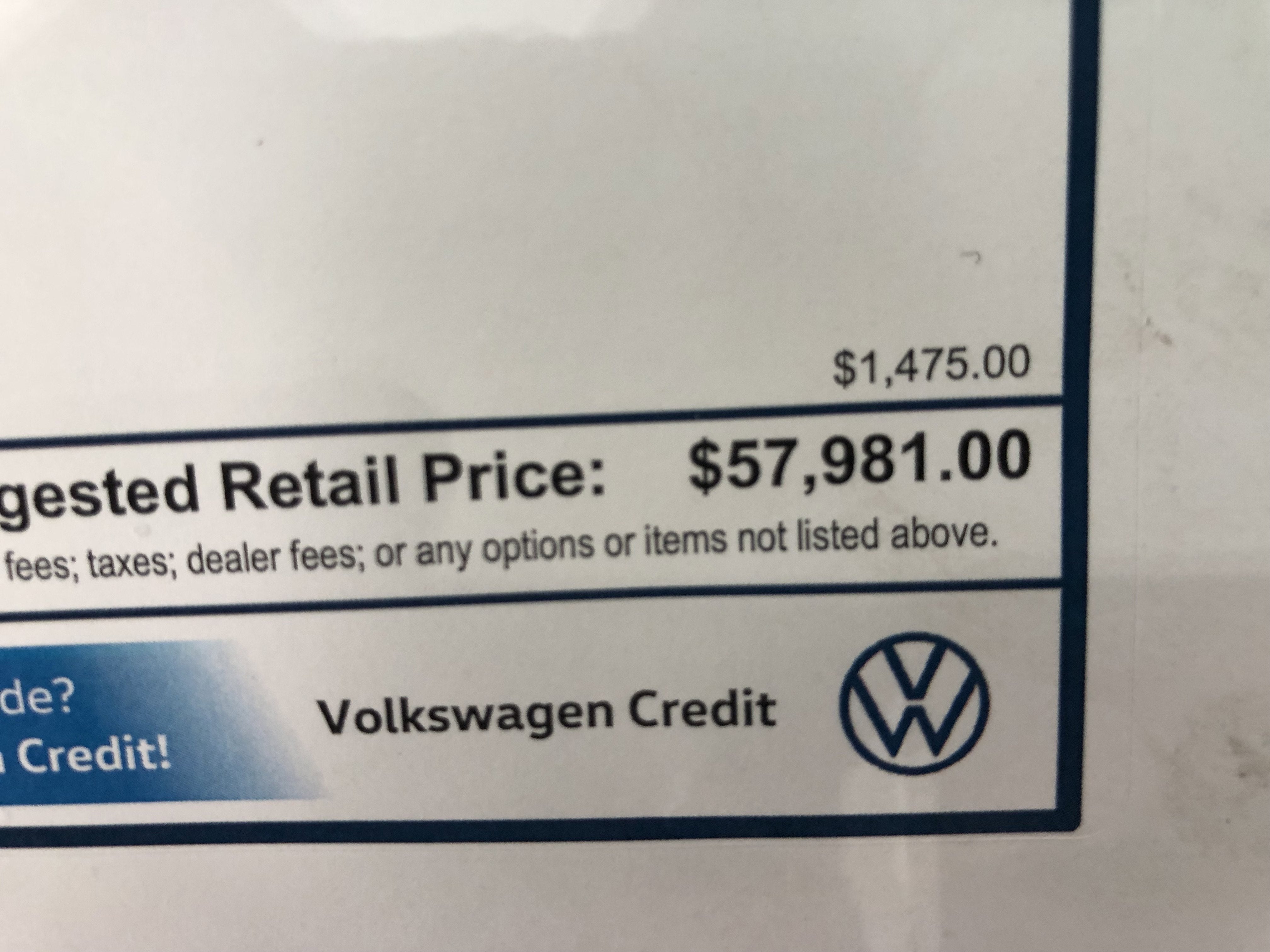 2026 Volkswagen Atlas 2.0T SEL Premium R-Line w/captains chairs