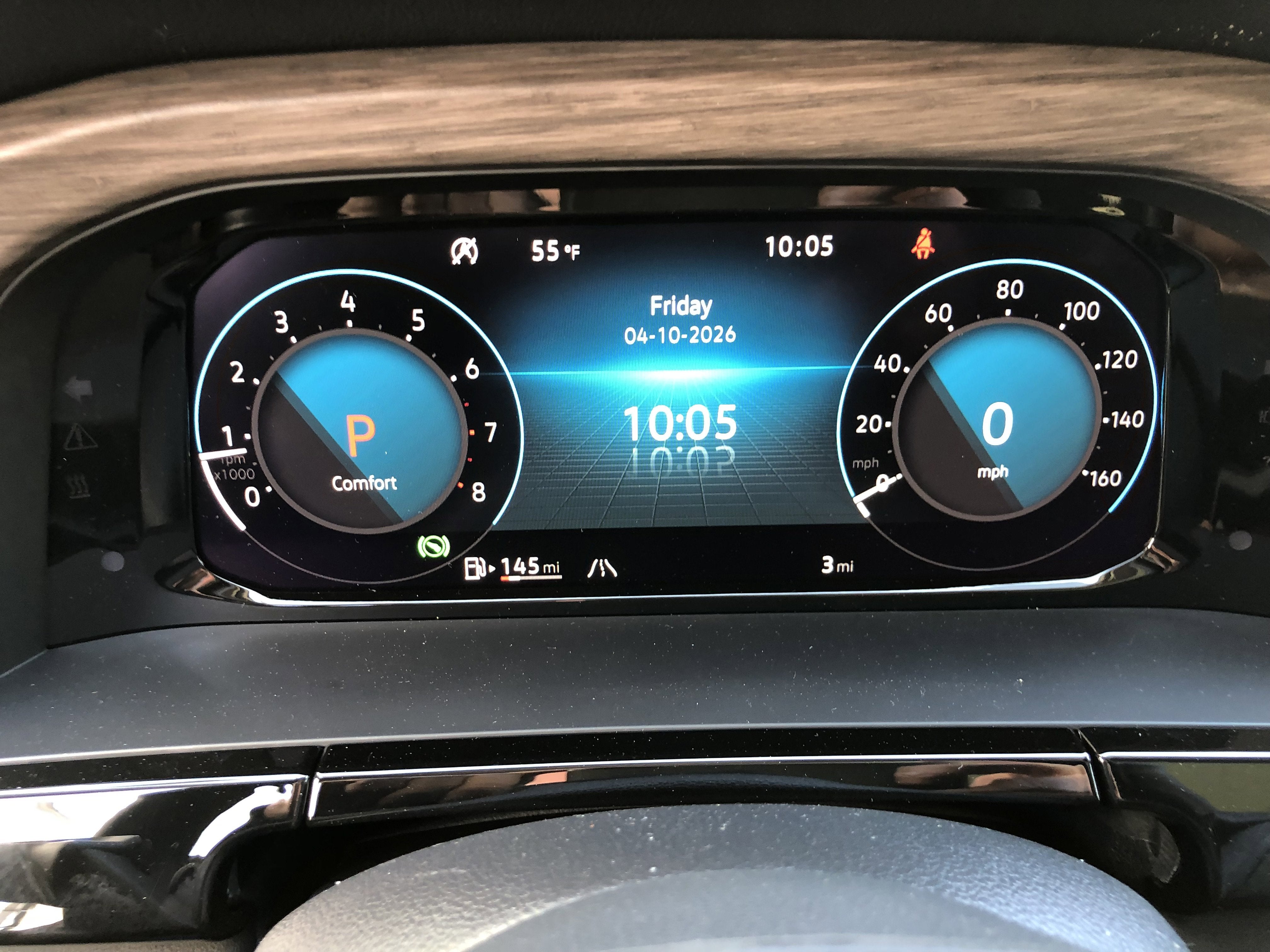 2026 Volkswagen Atlas 2.0T SEL Premium R-Line w/captains chairs