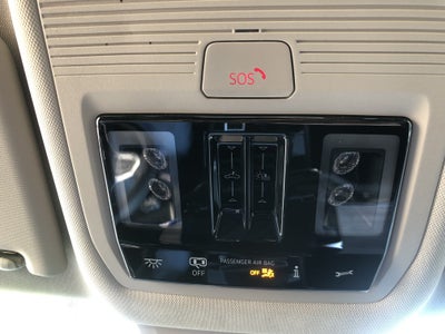 2026 Volkswagen Atlas 2.0T SEL Premium R-Line w/captains chairs