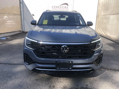 2026 Volkswagen Atlas 2.0T SEL Premium R-Line w/captains chairs
