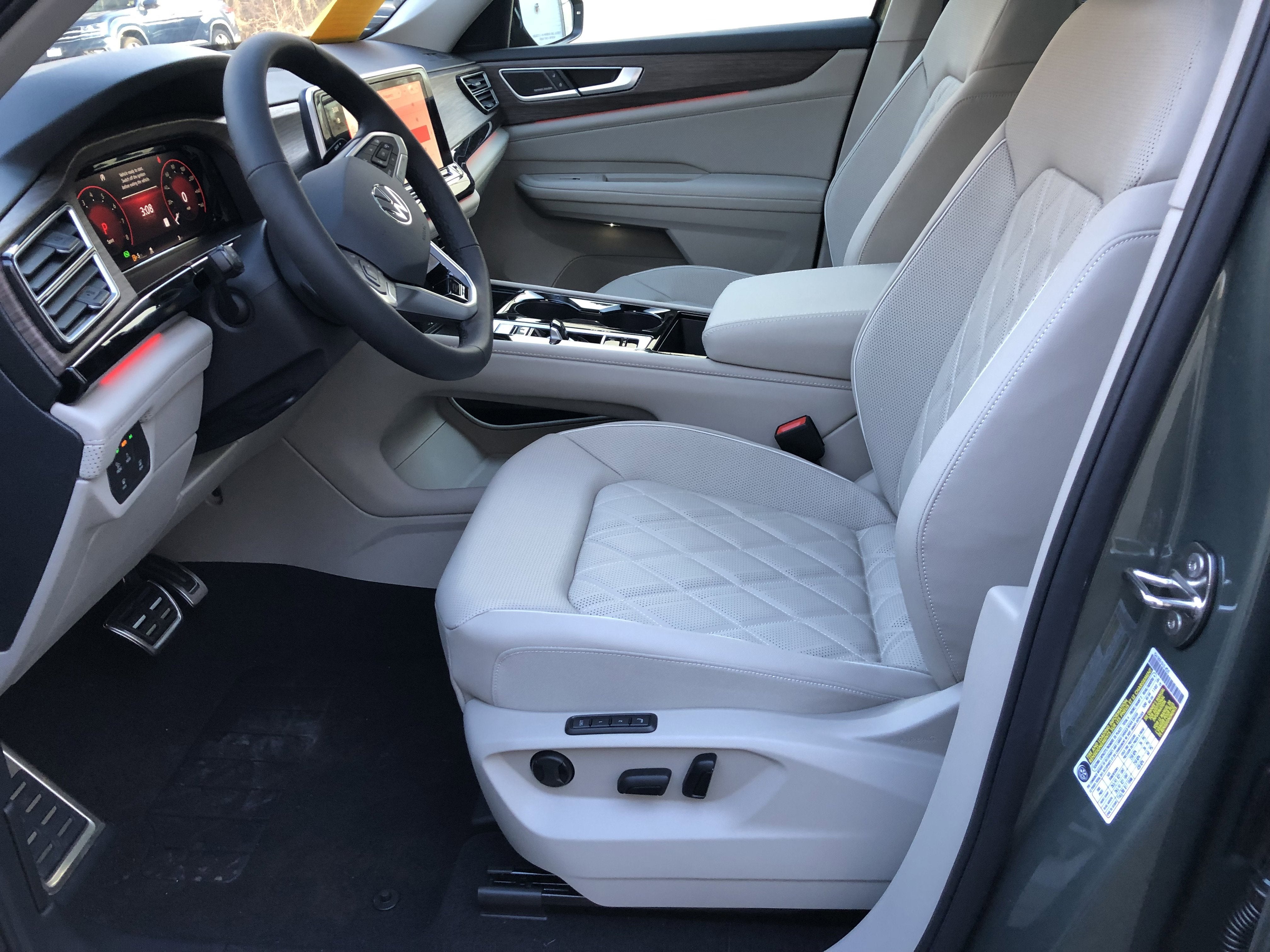 2026 Volkswagen Atlas 2.0T SEL Premium R-Line