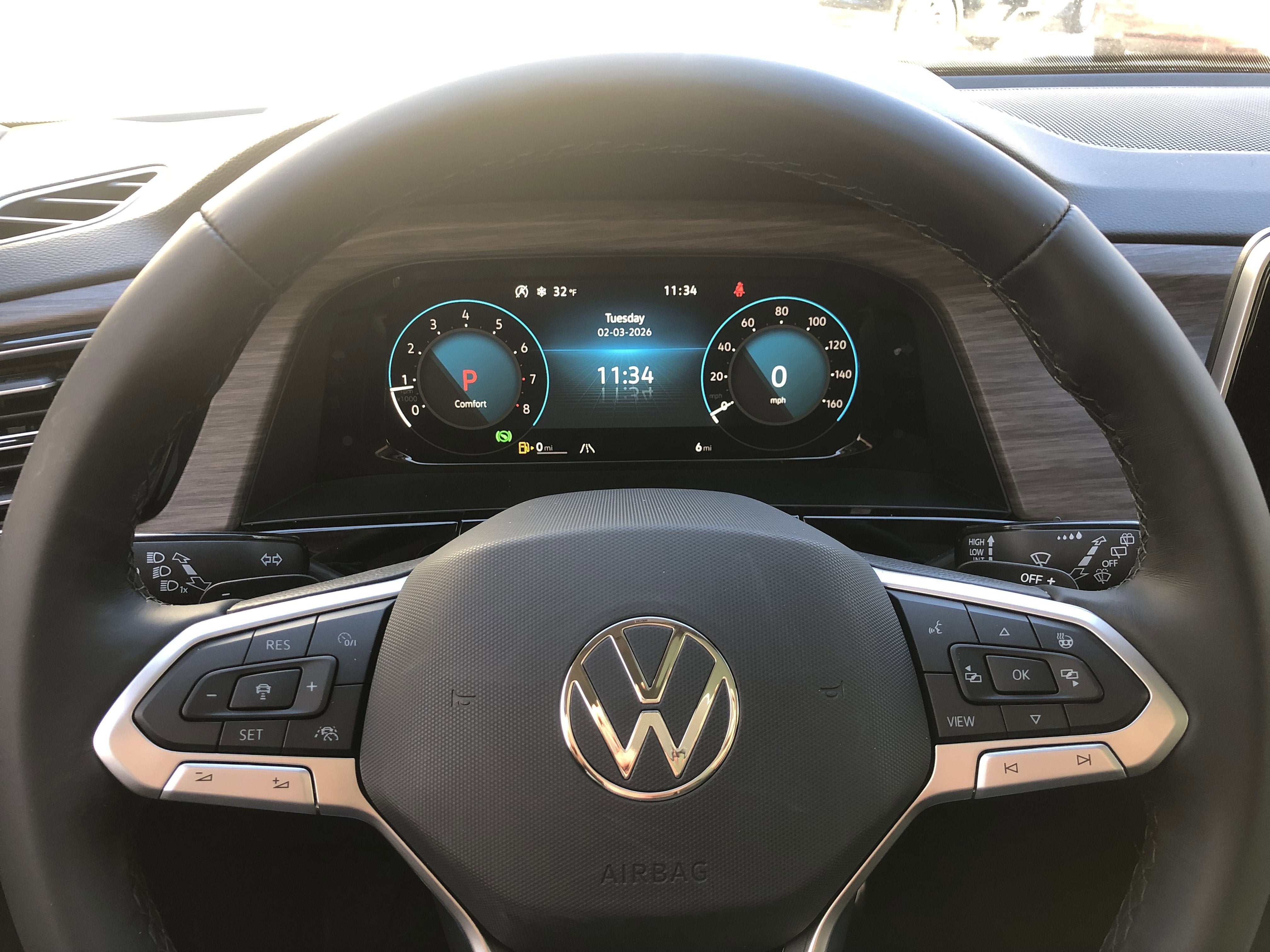 2026 Volkswagen Atlas 2.0T SEL Premium R-Line