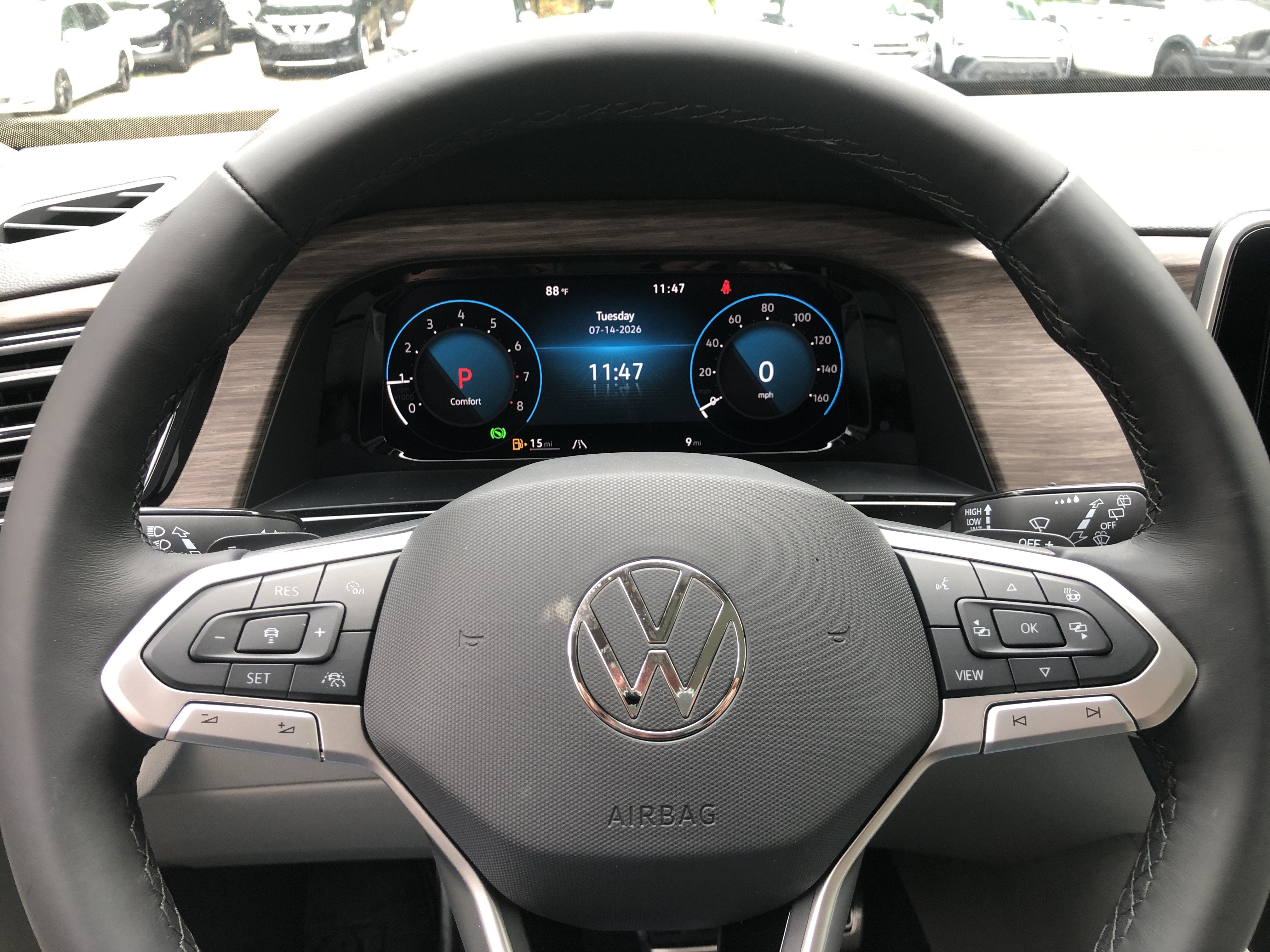 2026 Volkswagen Atlas 2.0T SEL Premium R-Line