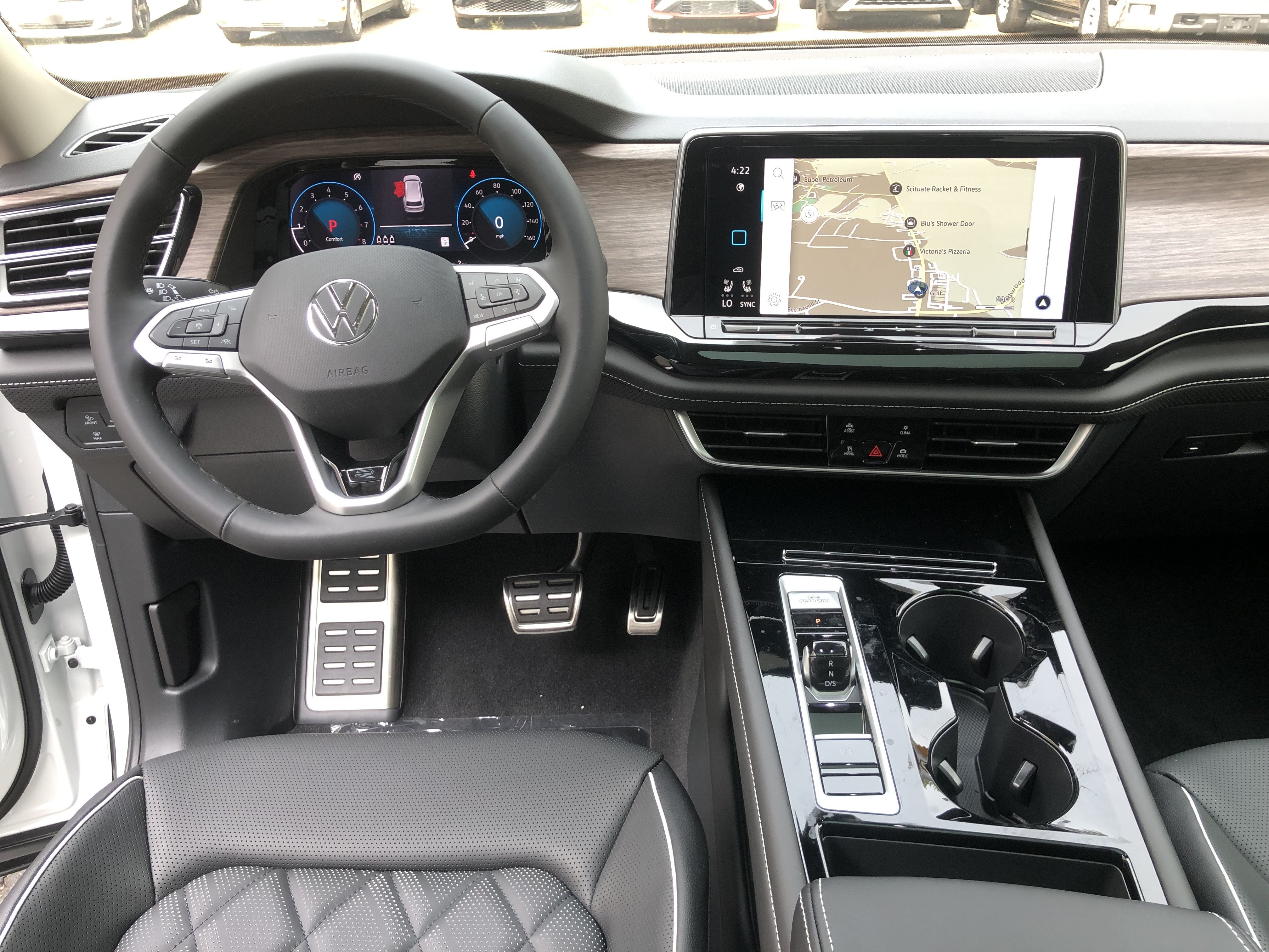 2026 Volkswagen Atlas 2.0T SEL Premium R-Line