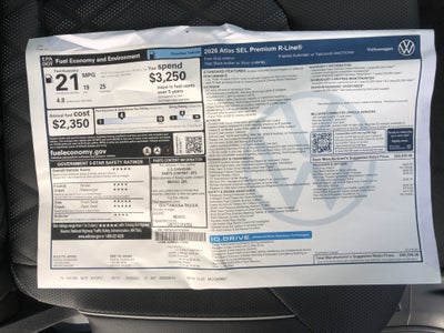 2026 Volkswagen Atlas 2.0T SEL Premium R-Line w/captains chairs