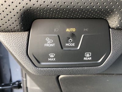 2026 Volkswagen Atlas 2.0T SEL Premium R-Line w/captains chairs