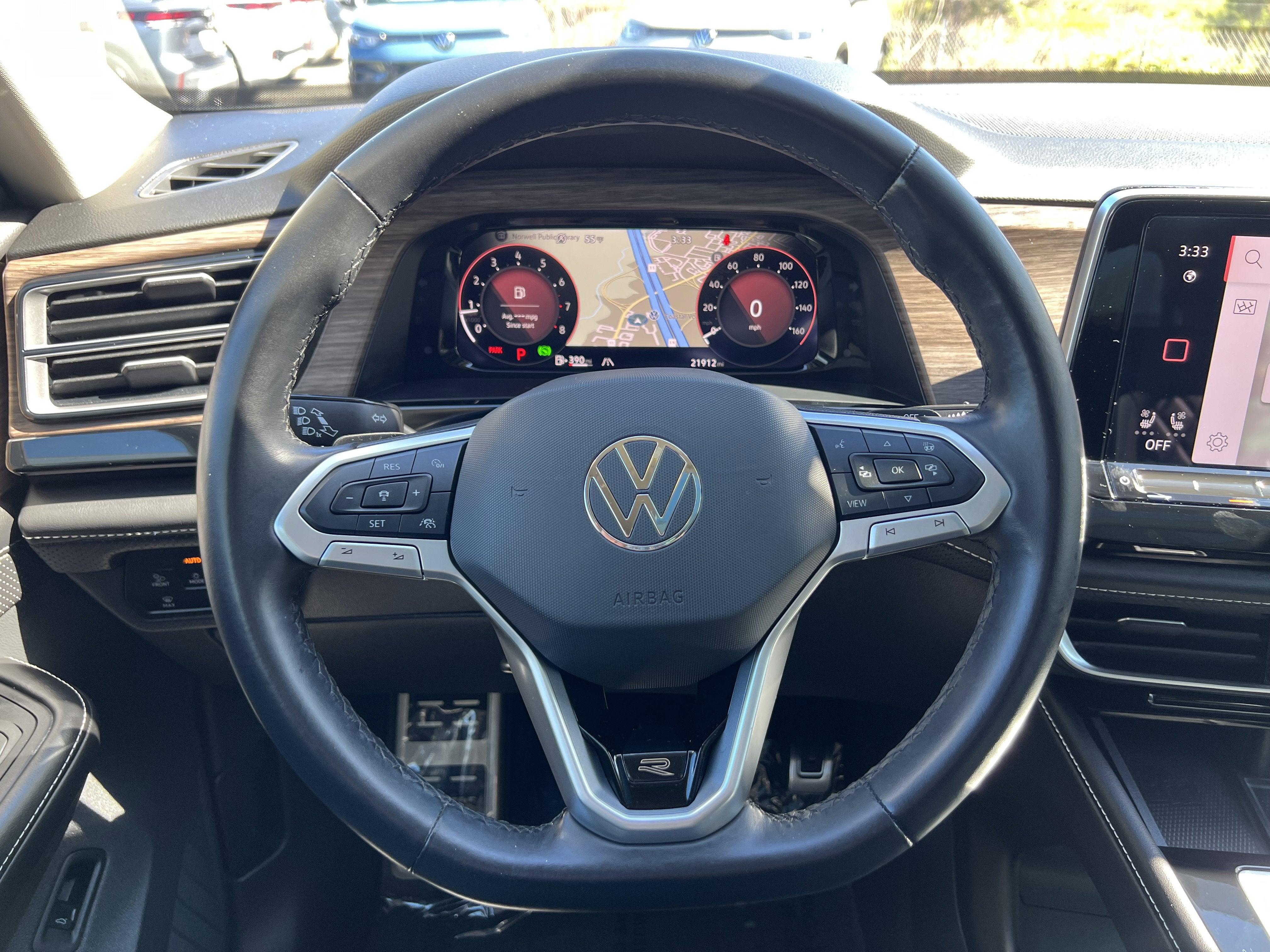 2024 Volkswagen Atlas 2.0T SEL Premium R-Line