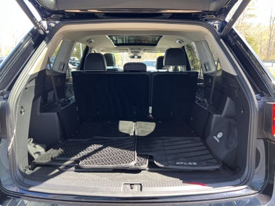 2024 Volkswagen Atlas 2.0T SEL Premium R-Line