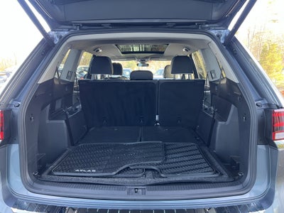 2025 Volkswagen Atlas 2.0T SEL Premium R-Line