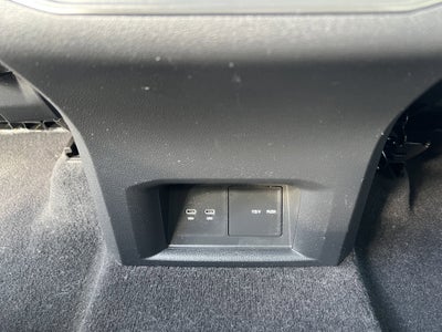 2023 Volkswagen Atlas 3.6L V6 SEL Premium R-Line w/captains chairs