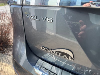 2023 Volkswagen Atlas 3.6L V6 SEL Premium R-Line w/captains chairs