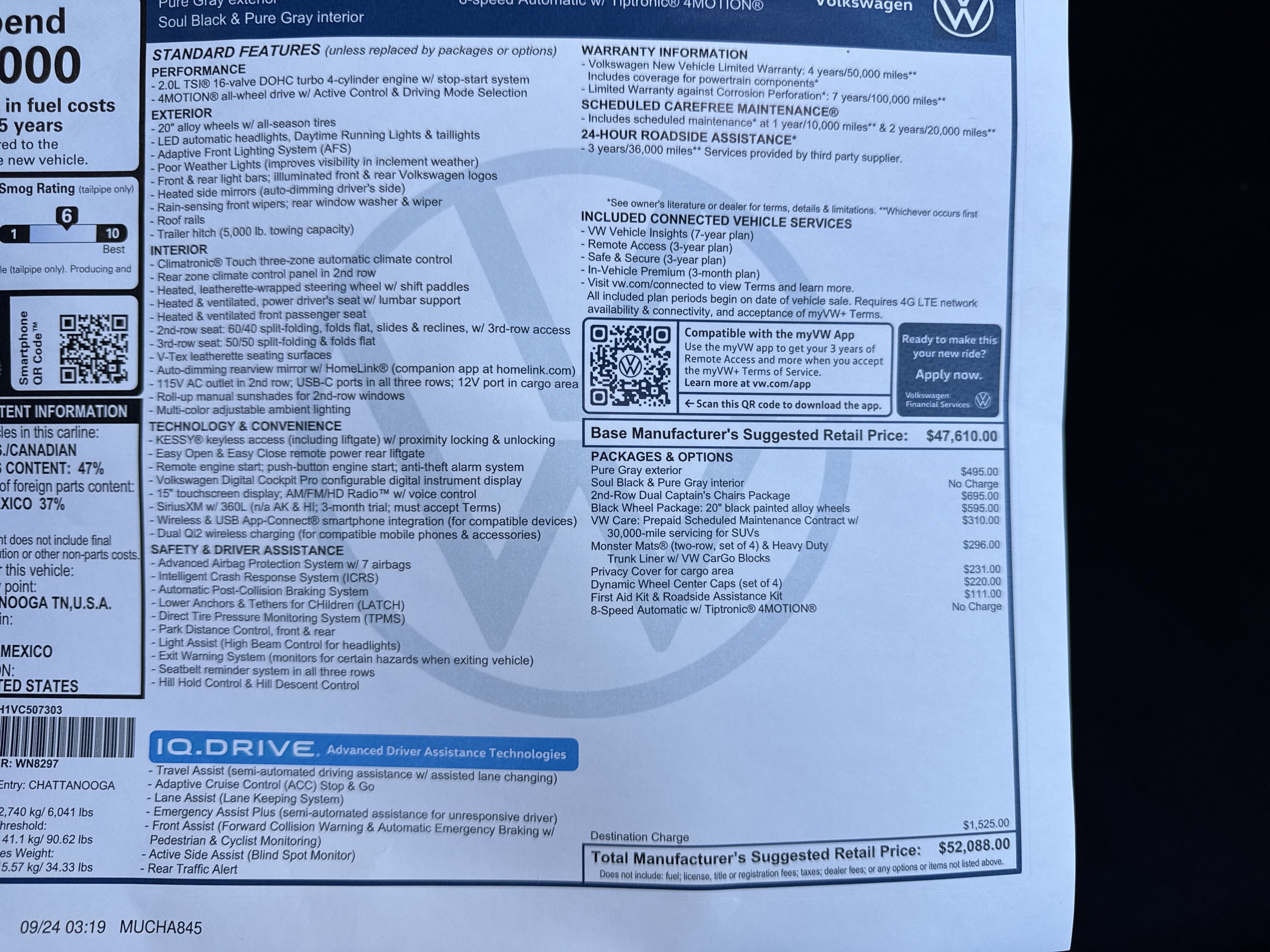 2027 Volkswagen Atlas SE w/Technology w/captains chairs and black wheel package