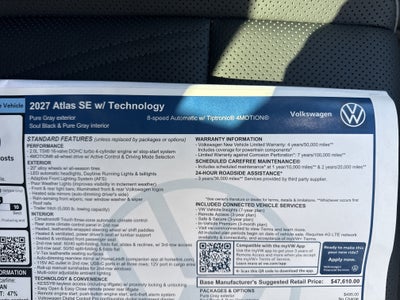 2027 Volkswagen Atlas SE w/Technology w/black wheel package