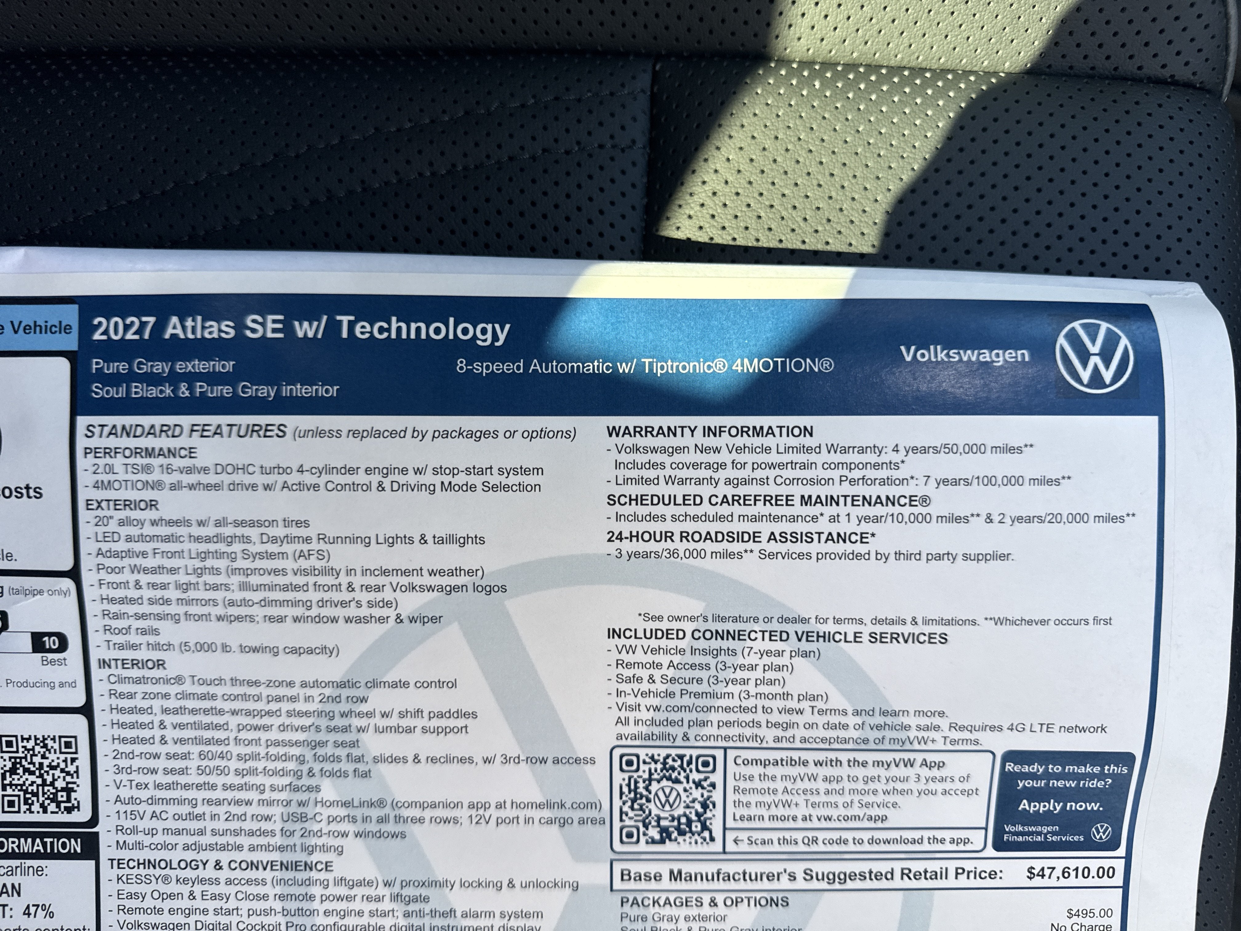 2027 Volkswagen Atlas SE w/Technology w/black wheel package
