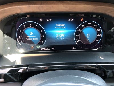 2026 Volkswagen Atlas 2.0T SE w/Technology w/black wheel package
