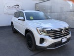 2026 Volkswagen Atlas 2.0T SE w/Technology w/black wheel package