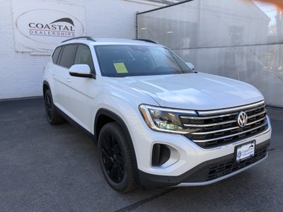 2026 Volkswagen Atlas 2.0T SE w/Technology w/black wheel package