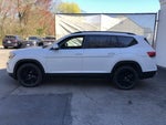 2026 Volkswagen Atlas 2.0T SE w/Technology w/black wheel package