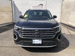 2026 Volkswagen Atlas 2.0T SE w/Technology w/black wheel package