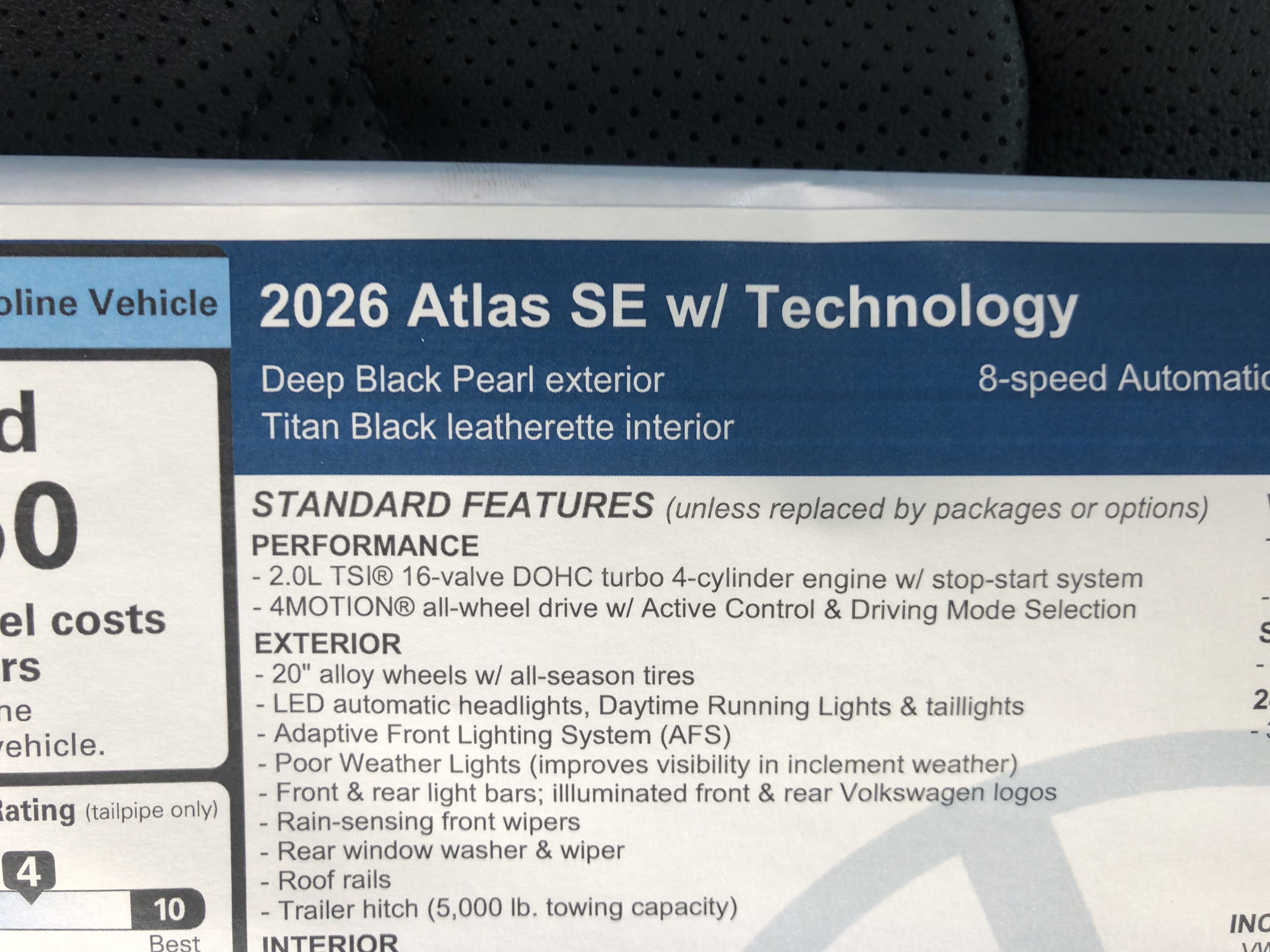 2026 Volkswagen Atlas 2.0T SE w/Technology w/captains chairs