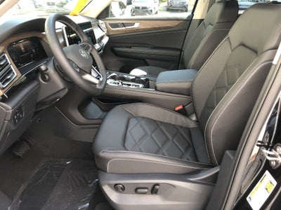 2026 Volkswagen Atlas 2.0T SE w/Technology w/captains chairs