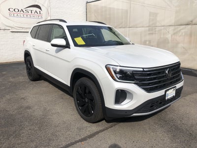 2026 Volkswagen Atlas 2.0T SE w/Technology w/black wheel package