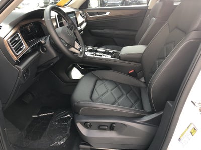 2026 Volkswagen Atlas 2.0T SE w/Technology w/black wheel package