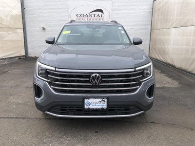 2026 Volkswagen Atlas 2.0T SE w/Technology w/captains chairs and black wheel package