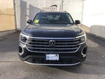 2026 Volkswagen Atlas 2.0T SE w/Technology w/captains chairs and black wheel package