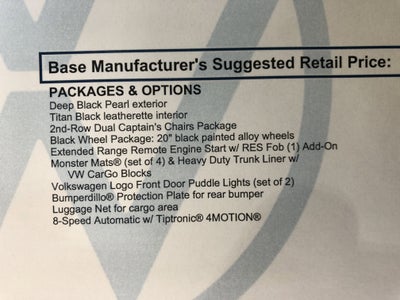 2026 Volkswagen Atlas 2.0T SE w/Technology w/captains chairs and black wheel package