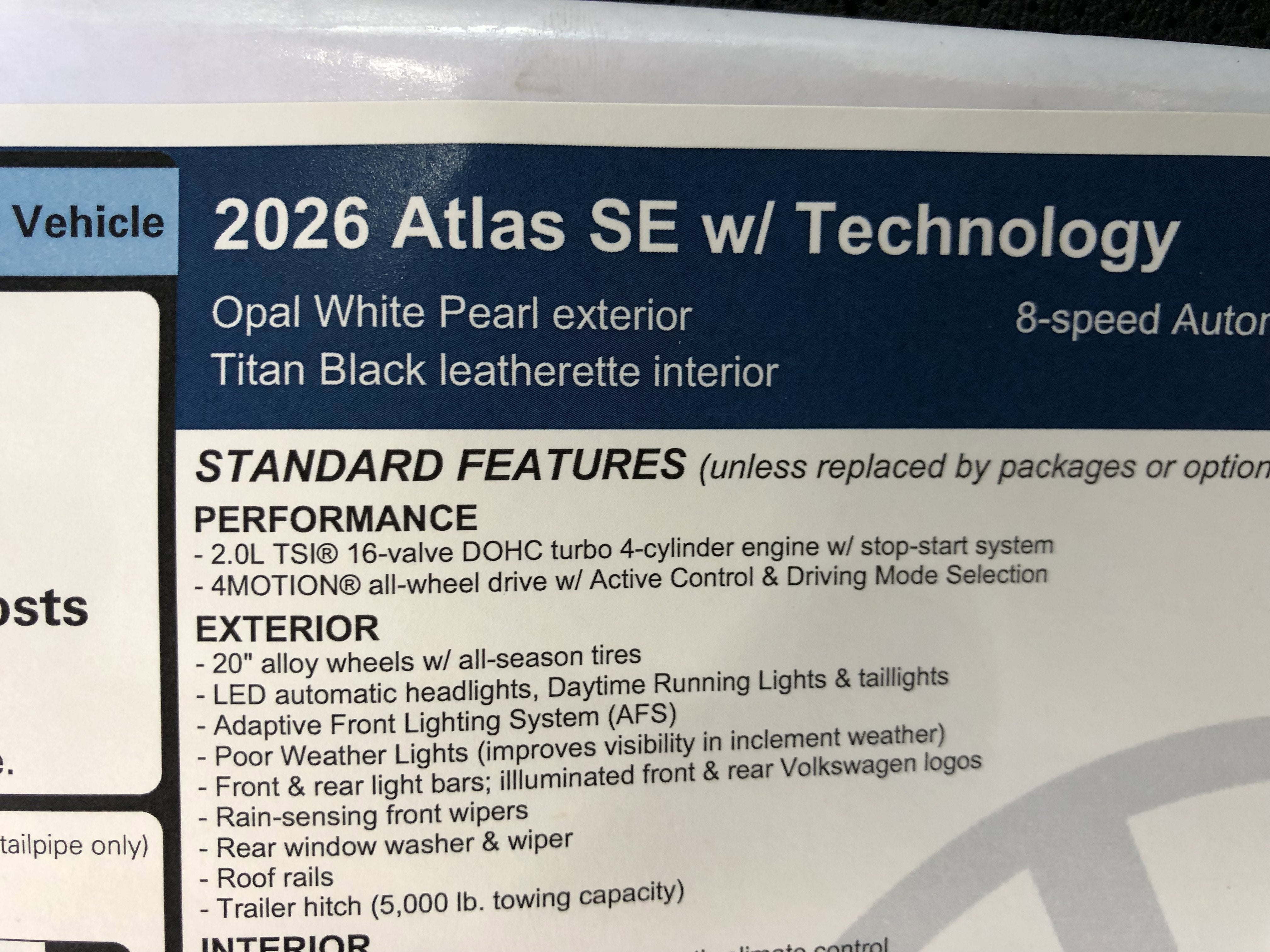 2026 Volkswagen Atlas 2.0T SE w/Technology w/captains chairs and black wheel package