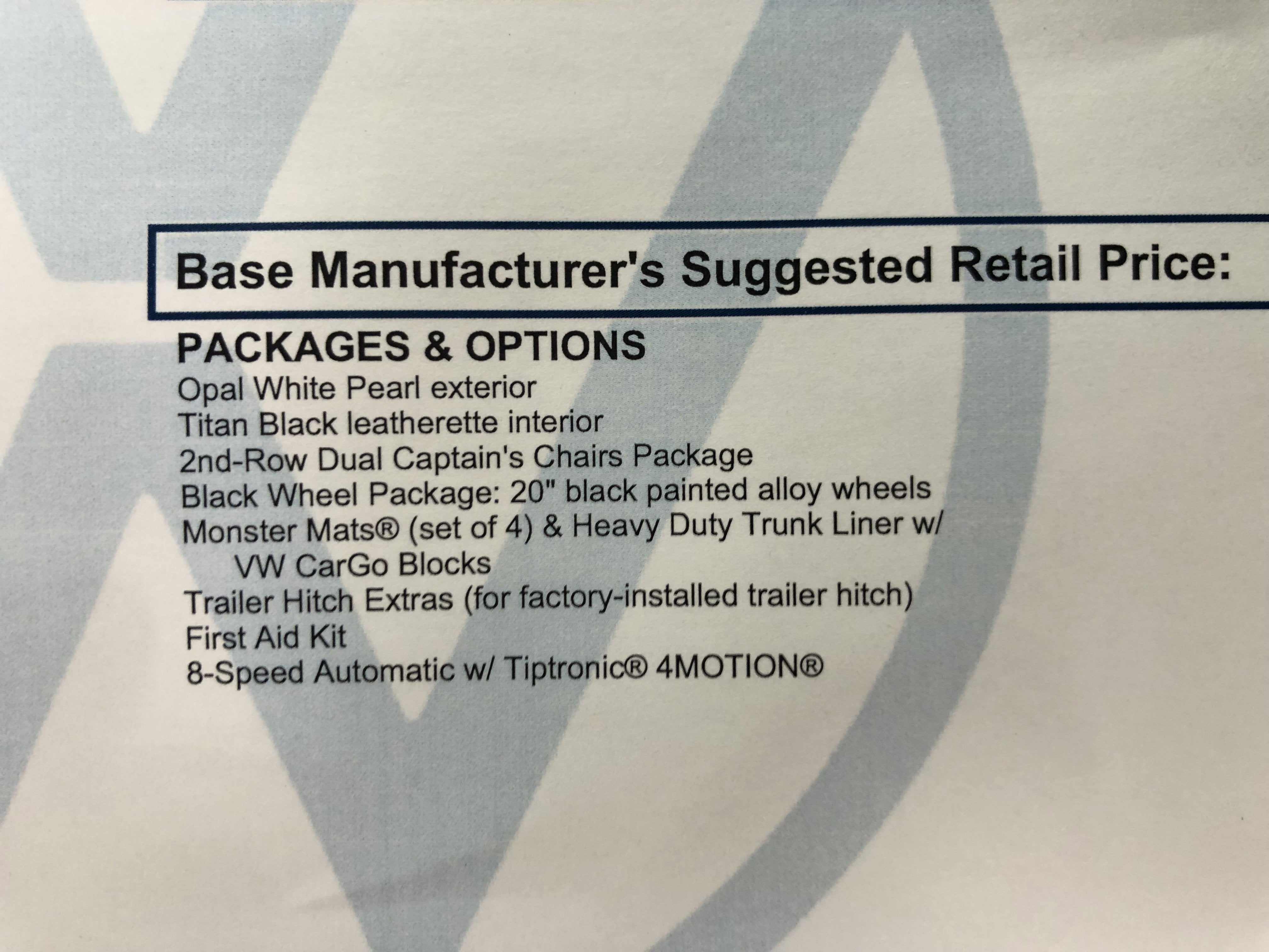 2026 Volkswagen Atlas 2.0T SE w/Technology w/captains chairs and black wheel package