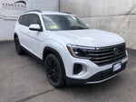 2026 Volkswagen Atlas 2.0T SE w/Technology w/captains chairs and black wheel package