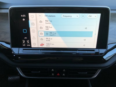 2026 Volkswagen Atlas 2.0T SE w/Technology w/black wheel package