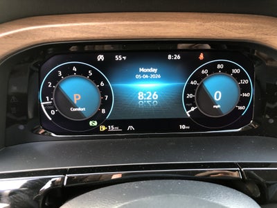 2026 Volkswagen Atlas 2.0T SE w/Technology w/black wheel package