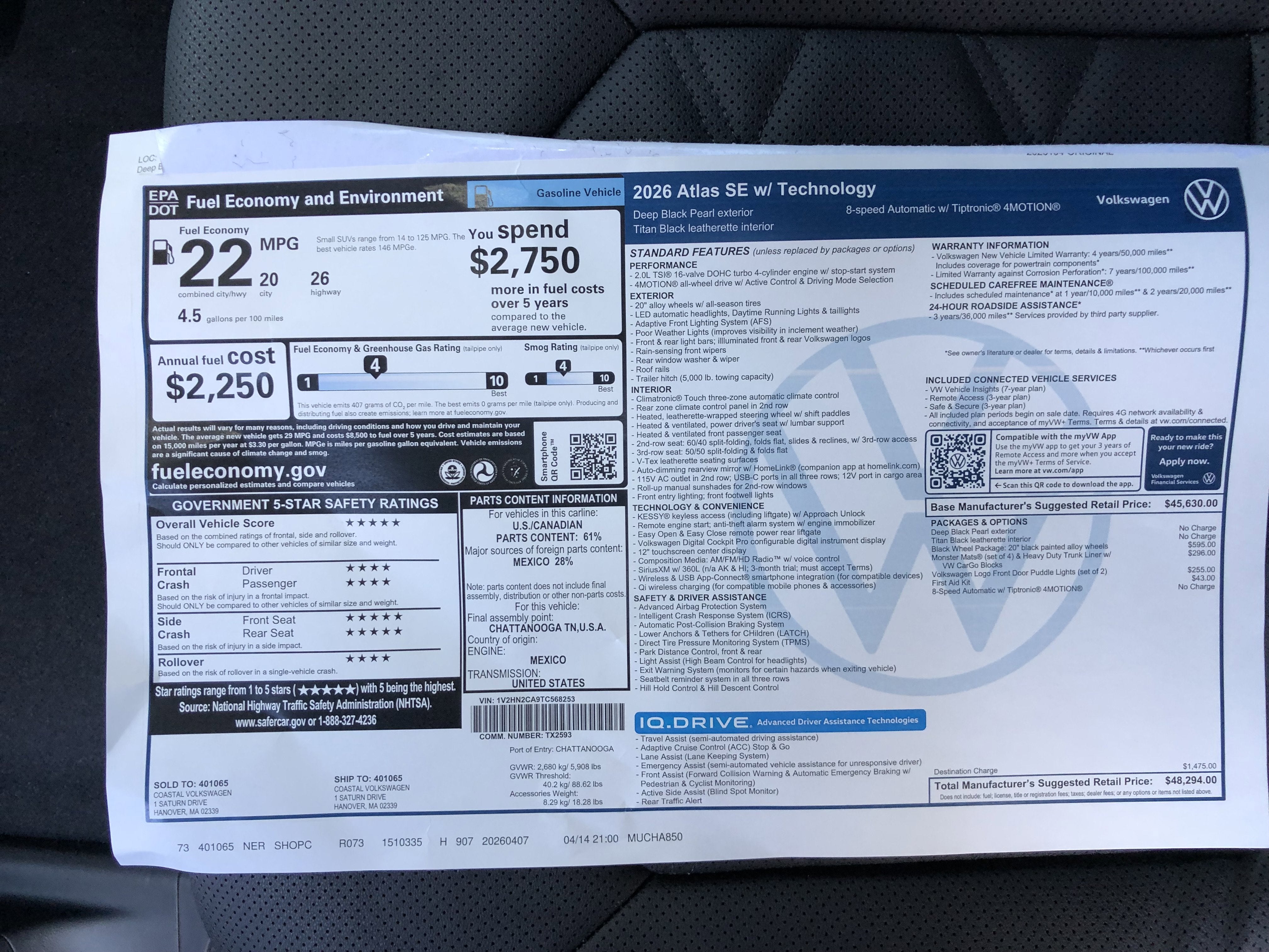 2026 Volkswagen Atlas 2.0T SE w/Technology w/black wheel package