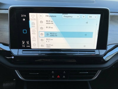 2026 Volkswagen Atlas 2.0T SE w/Technology w/captains chairs