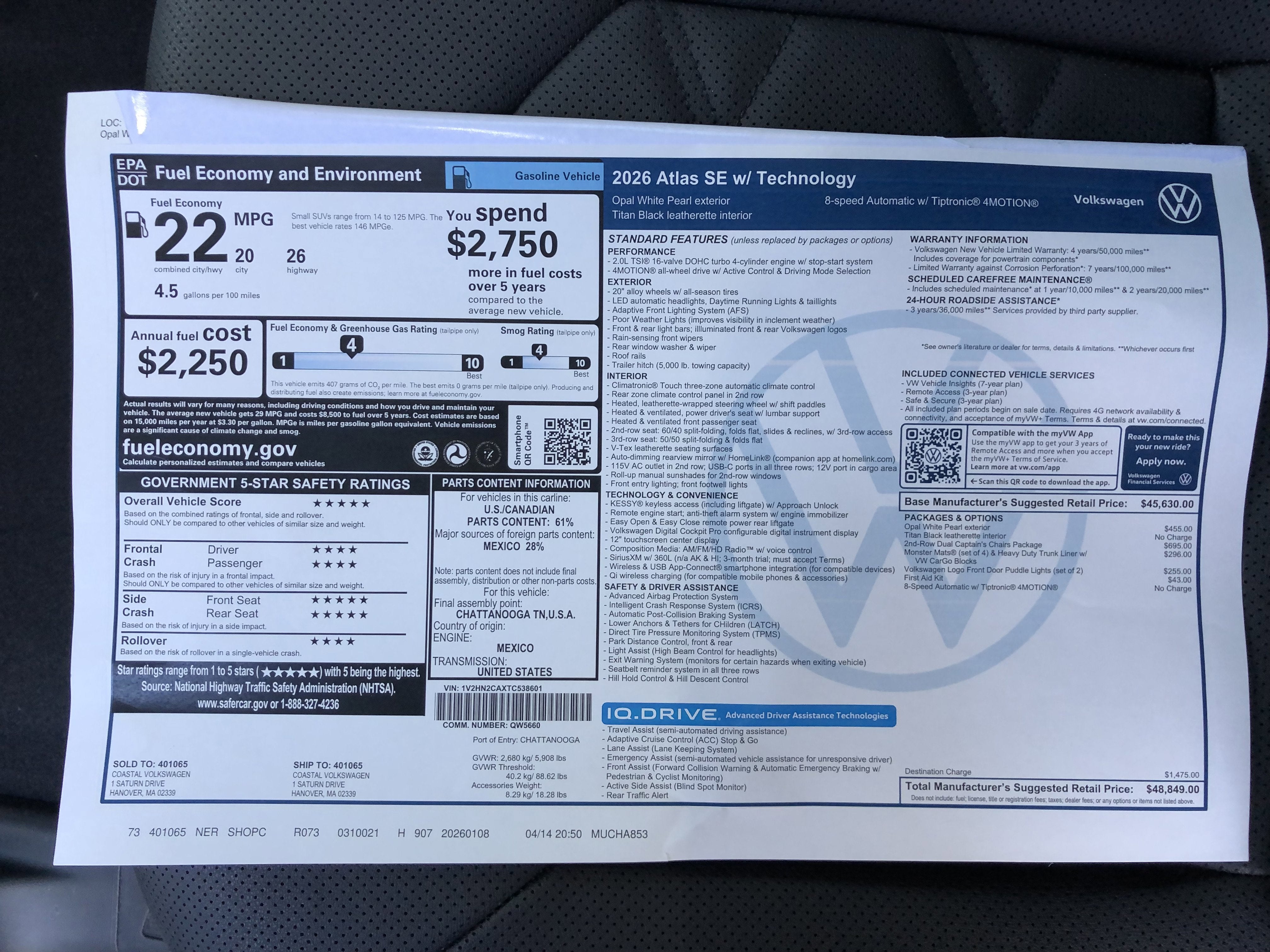 2026 Volkswagen Atlas 2.0T SE w/Technology w/captains chairs