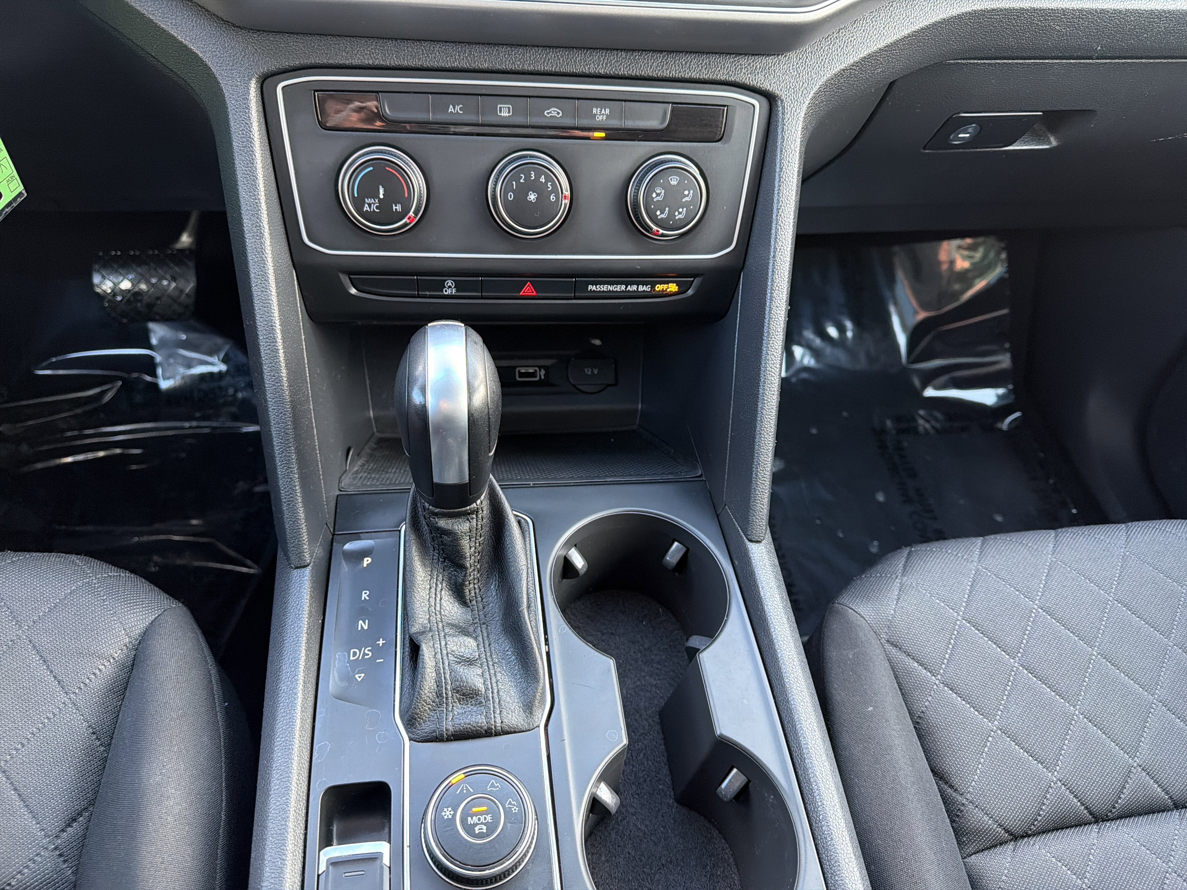 2018 Volkswagen Atlas 3.6L V6 Launch Edition