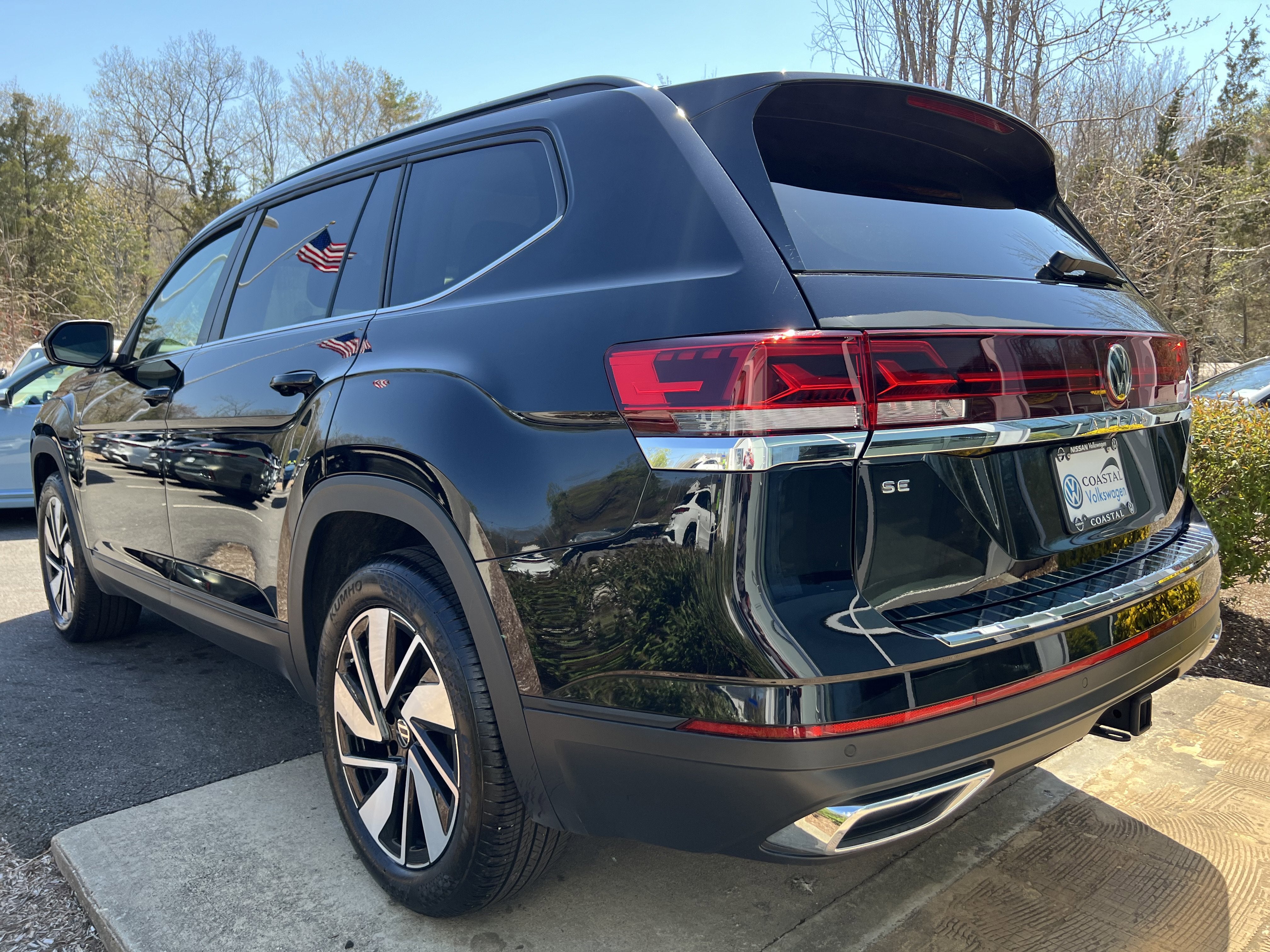 2025 Volkswagen Atlas 2.0T SE w/Technology