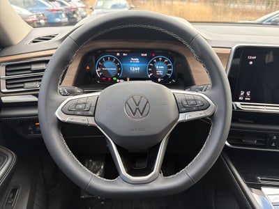 2024 Volkswagen Atlas 2.0T SE w/Technology w/ Captains Chairs