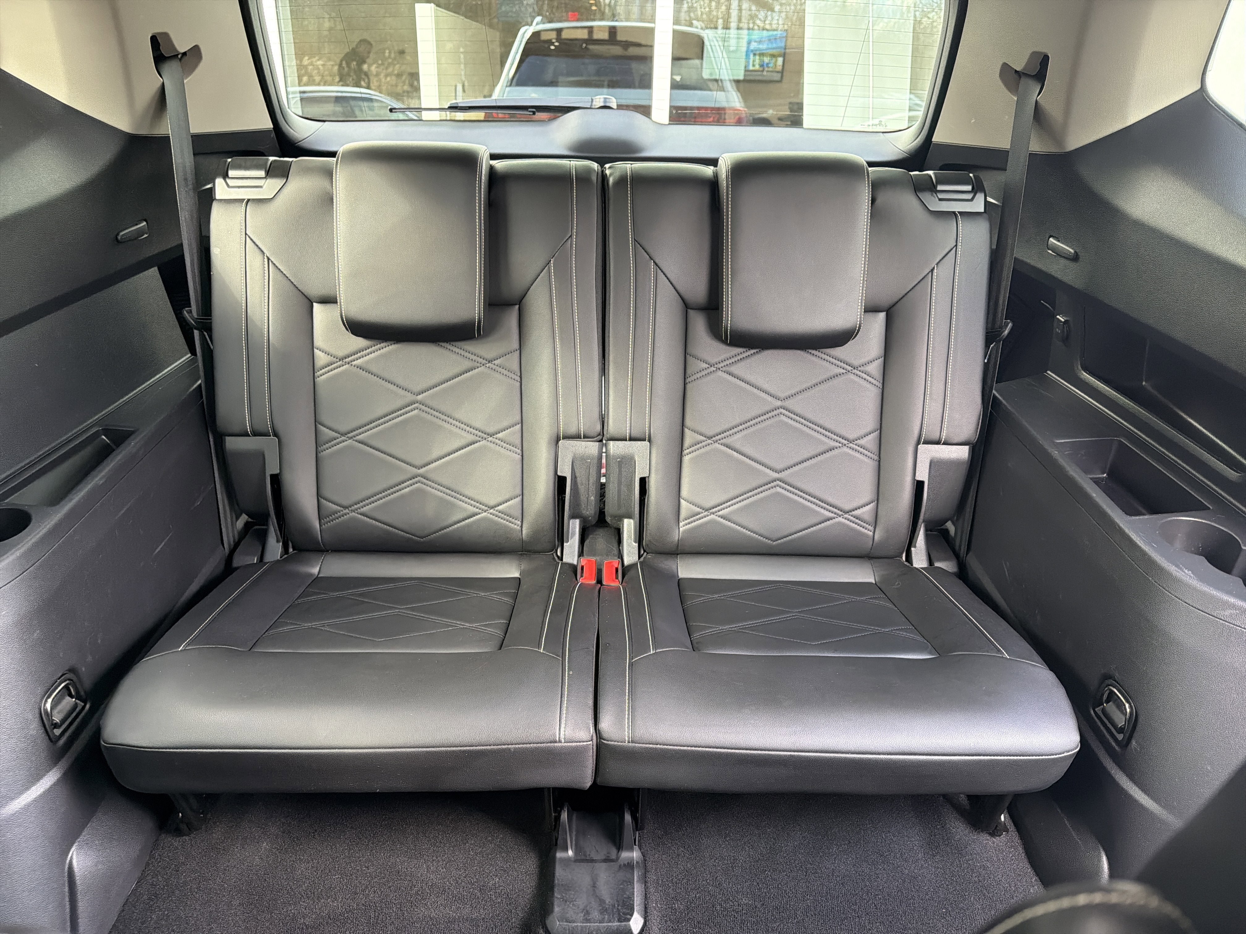 2024 Volkswagen Atlas 2.0T SE w/Technology w/ Captains Chairs