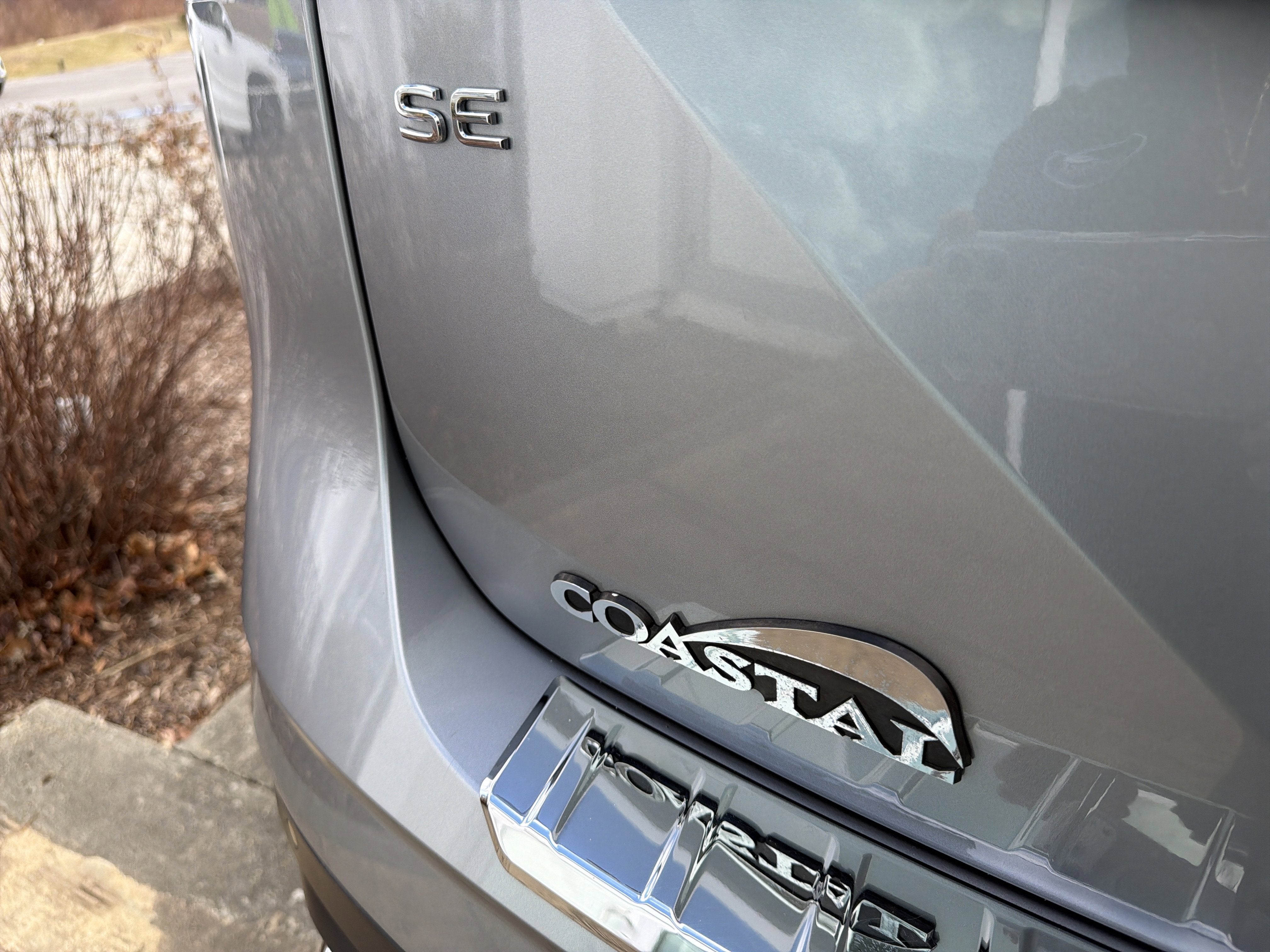 2024 Volkswagen Atlas 2.0T SE w/Technology w/ Captains Chairs