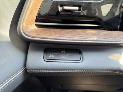 2027 Volkswagen Atlas SE w/Technology