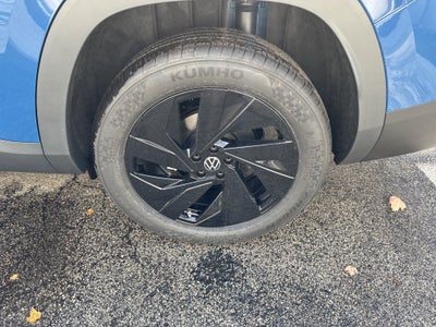 2027 Volkswagen Atlas SE w/Technology