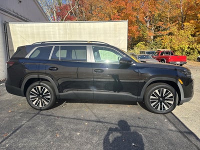 2027 Volkswagen Atlas SE w/Technology w/captains chairs and panoramic sunroof