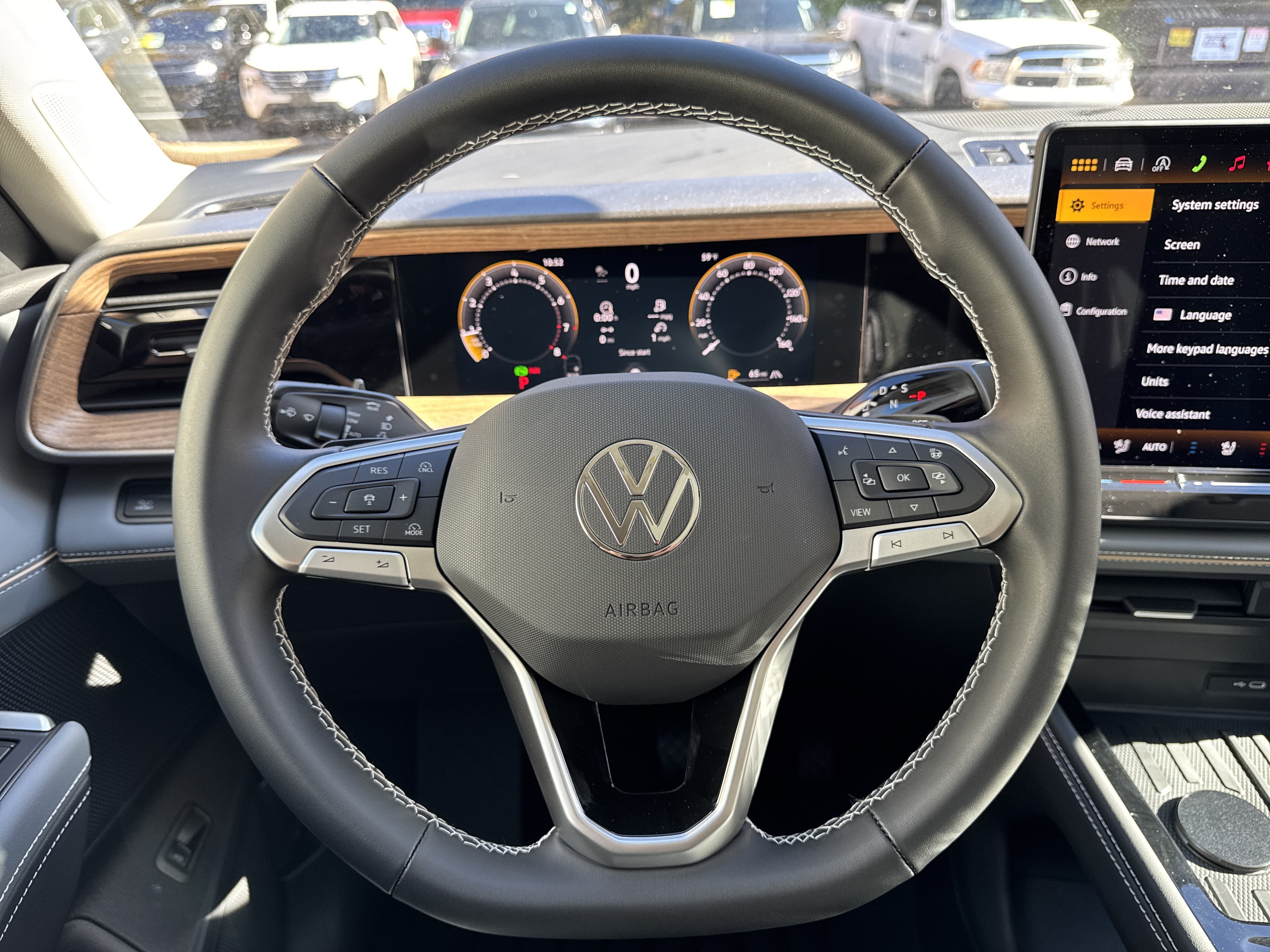 2027 Volkswagen Atlas SE w/Technology w/panoramic sunroof and black wheel package