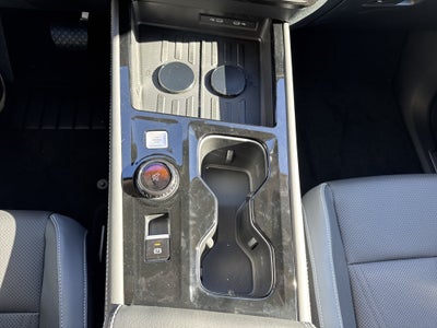 2027 Volkswagen Atlas SE w/Technology w/panoramic sunroof and black wheel package